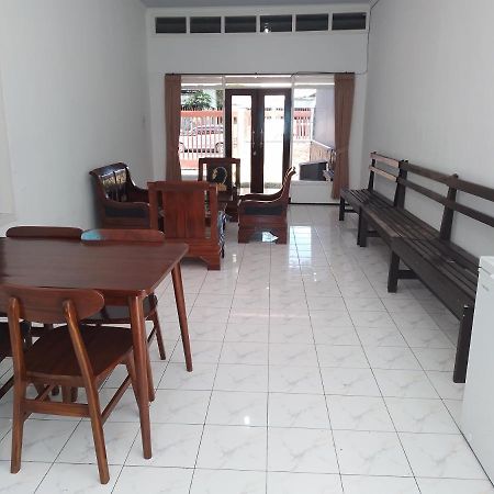 Welirang 20B Homestay - Max 2 Orang Per Kamar Malang Exterior foto
